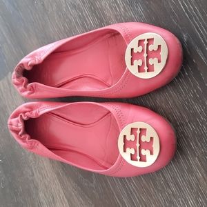 Tory Burch Flats in Hot Pink💗